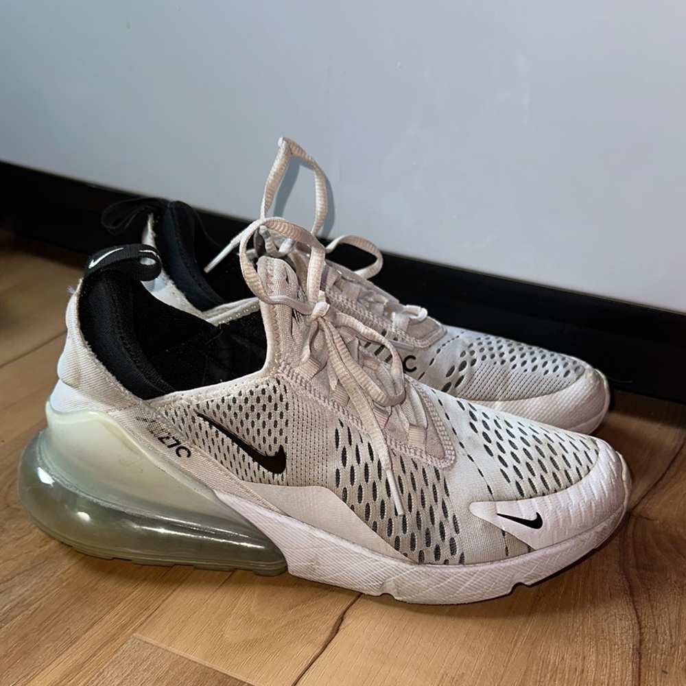 Nike Air Max 270 in White and Black